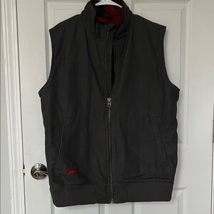 Under Armour Men's Dark Grey Vest with Red Accent